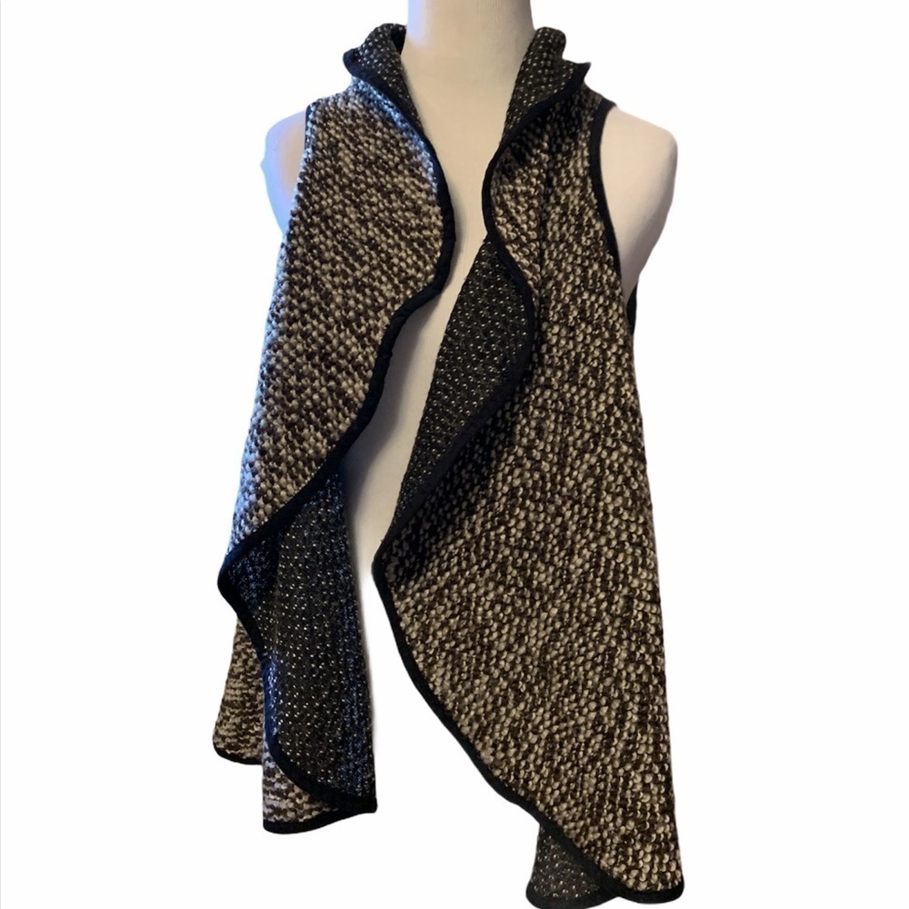 Altar’d State sleeveless cardigan, small